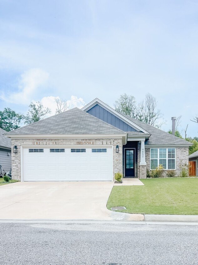 Primary Photo - 9852 Bluestone Cir