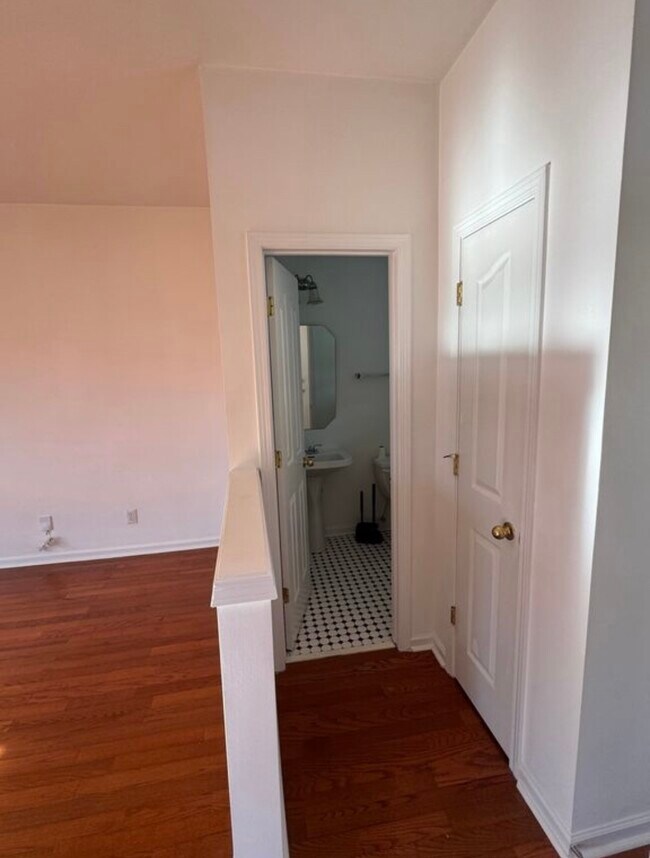 Medio baño - 9920 Forest Run Ln