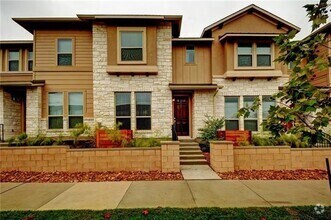 Building Photo - 6814 E Riverside Dr