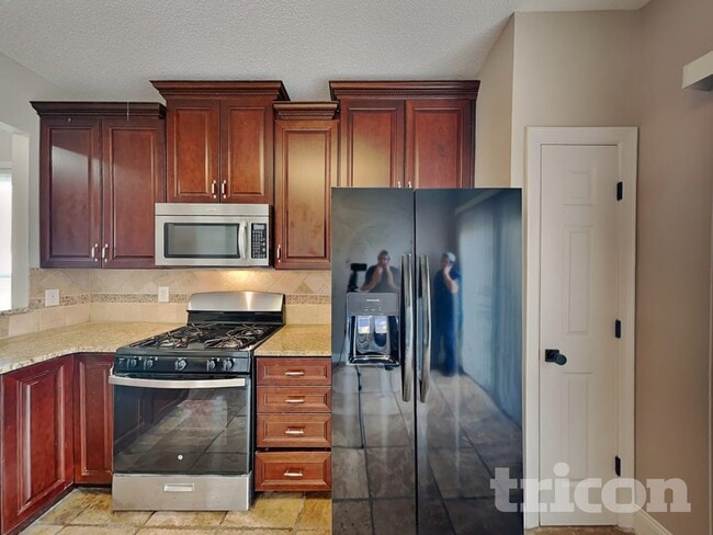 Building Photo - 1672 Woodsford Rd