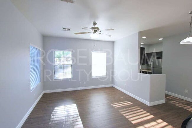 Building Photo - 854 S San Marcos Dr