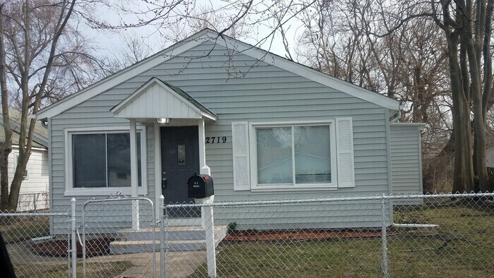 Foto principal - 2719 Floyd St