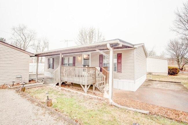 Building Photo - 121 Monticello Pl