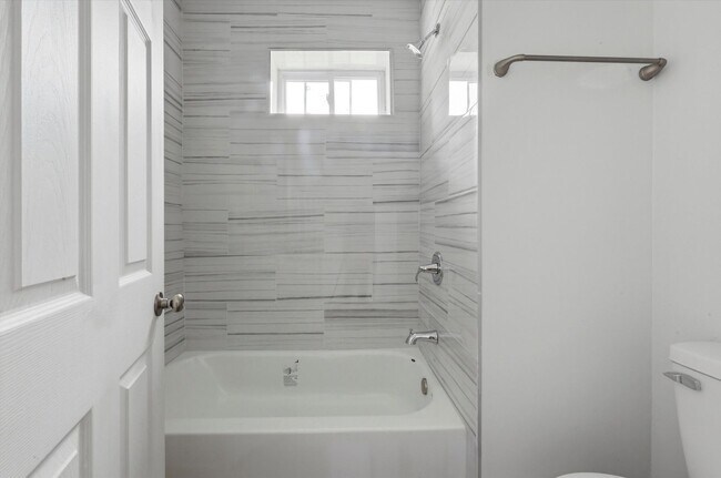 Foto del edificio - 3BR/1BA Home | North Philly
