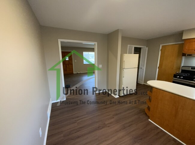 Building Photo - 3520 Walnut St