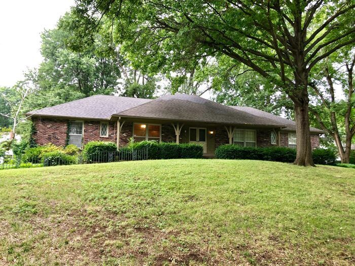 Primary Photo - 11332 Minor Dr