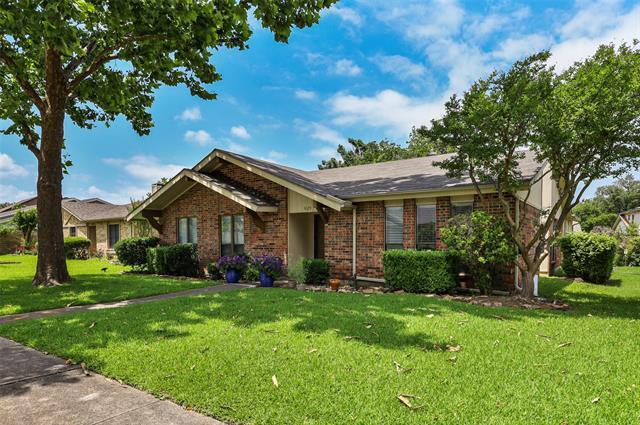 Foto del edificio - 3029 Castle Rock Ln