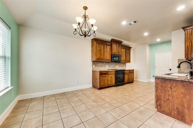 Building Photo - 1828 Marlin Dr