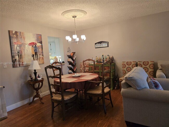 Foto del edificio - 7690 NW 18th St