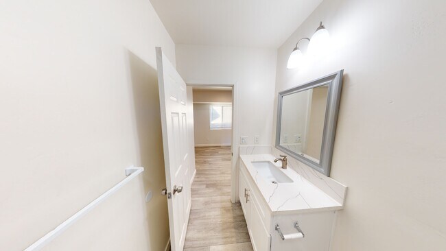 Foto del edificio - 5167 Remington Rd