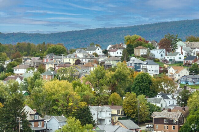 Uniontown is filled with quaint homes nestled among trees.
