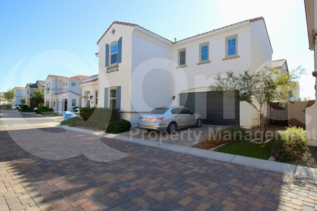 Foto del edificio - 17144 N 9th Pl