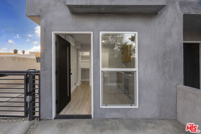 Building Photo - 5223 Cleon Ave