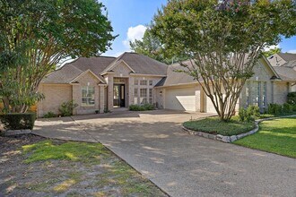 Building Photo - 2505 Merion Cove