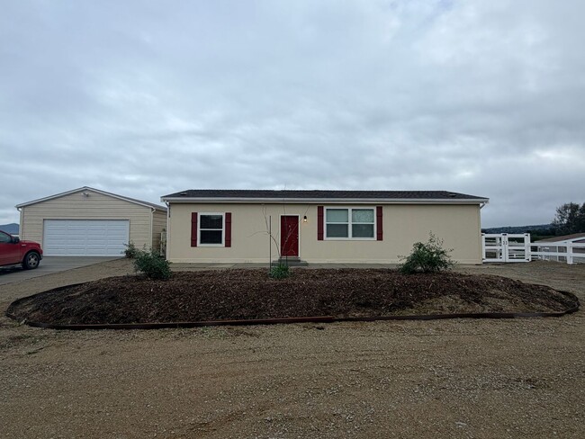 Foto del edificio - 40528 Calle Cancion