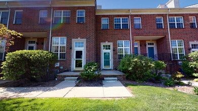 Building Photo - 1866 Lindsay Ln