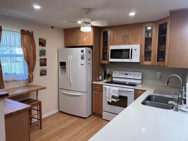 Foto del edificio - 2600 NE 1st Ln