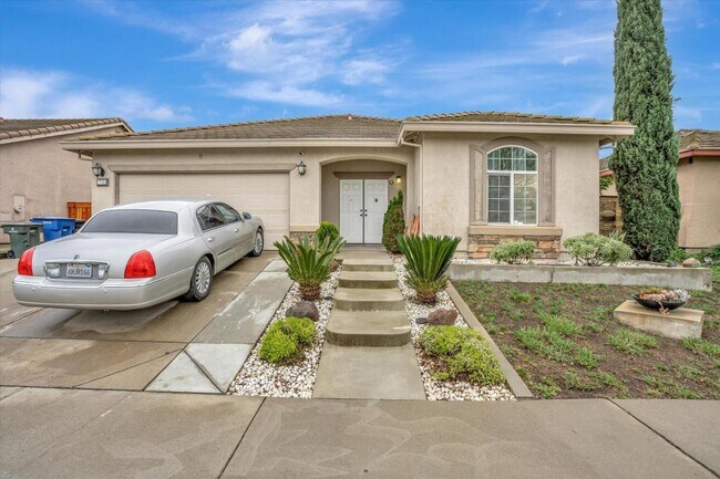 Building Photo - 7733 Manorside Dr