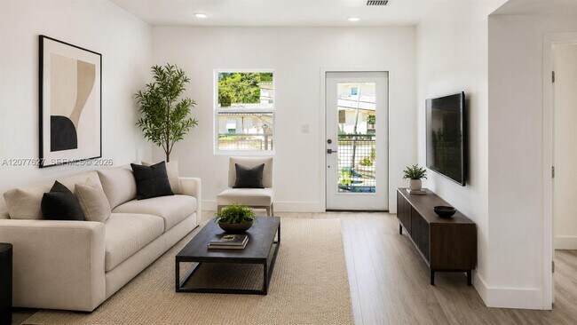 Foto del edificio - 526 NW 6th St