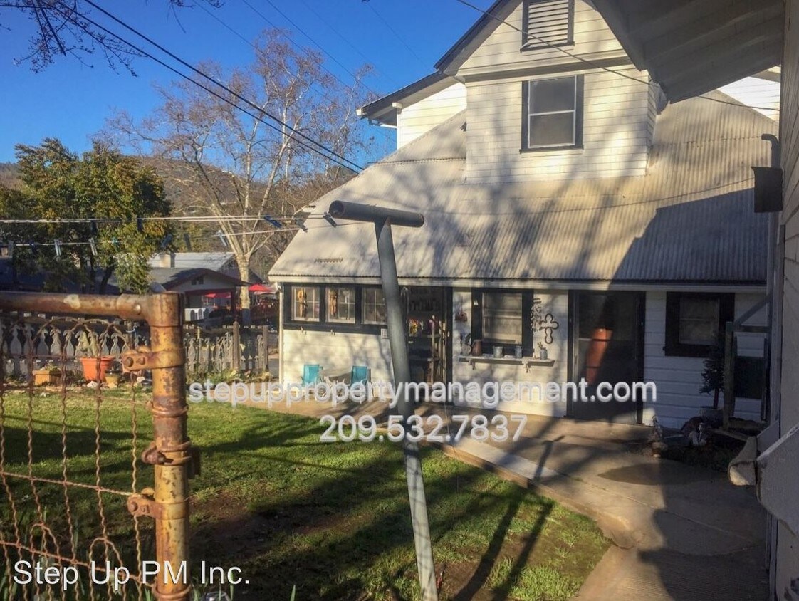 570 Olive St, Sonora, CA 95370 Condo for Rent in Sonora, CA