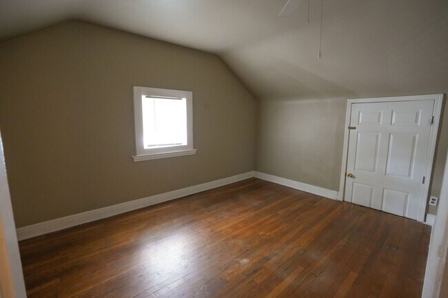 Building Photo - 417 Pyke Rd