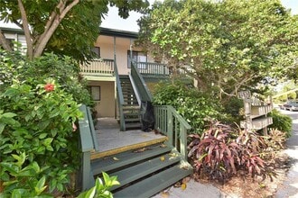 Building Photo - 1510 Pelican Point Dr