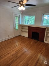 Building Photo - 4231 N Lockwood Ave