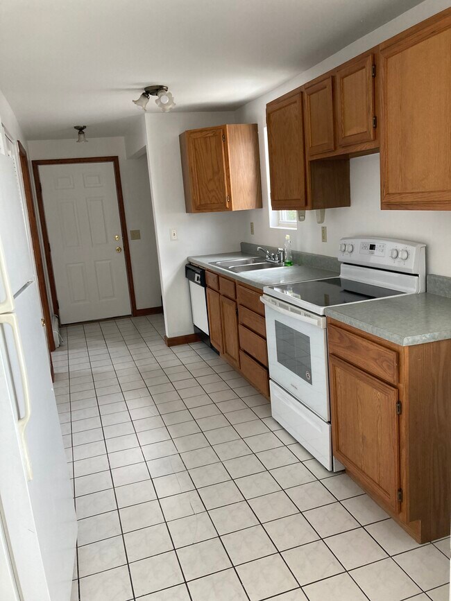 Kitchen - 1722 4th St