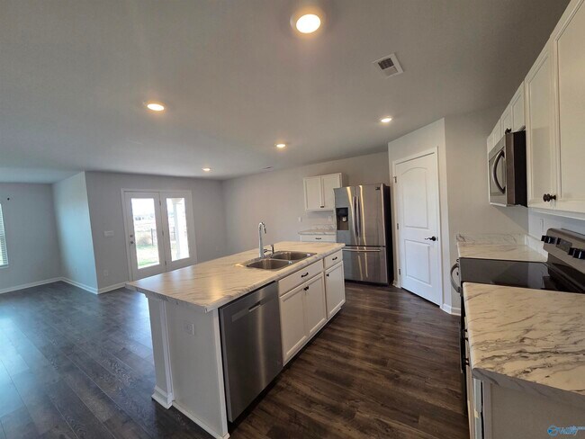 Foto del edificio - 147 Tobin Ln