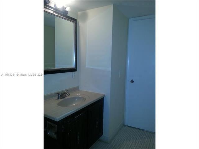 Building Photo - 486 NW 165th St