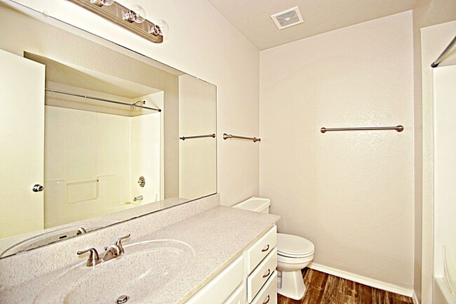 Interior Photo - Palm Desert Apartments