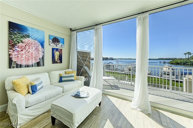 Foto del edificio - 4975 Bonita Beach Rd SW