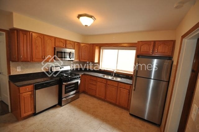 Foto del edificio - 3110 N Austin Ave