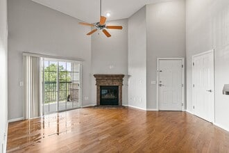 Building Photo - 3865 S Dayton St