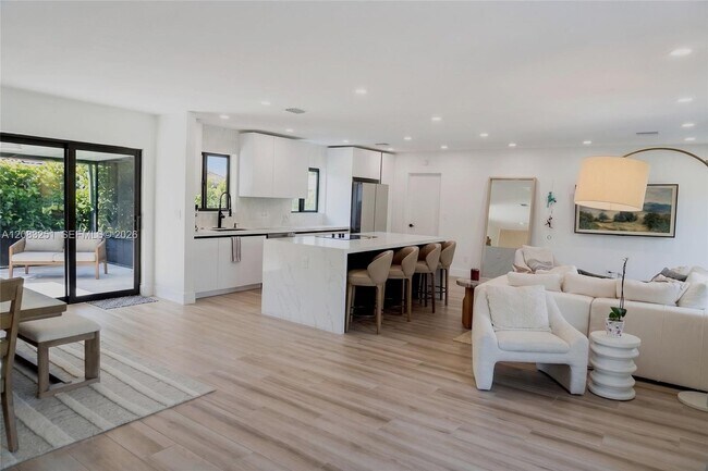 Foto del edificio - 8340 SW 41st Terrace