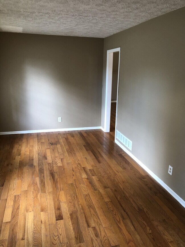 Foto del edificio - 1280 Liberty Hill Rd