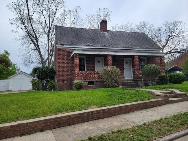 Building Photo - 210 Merriman Ave