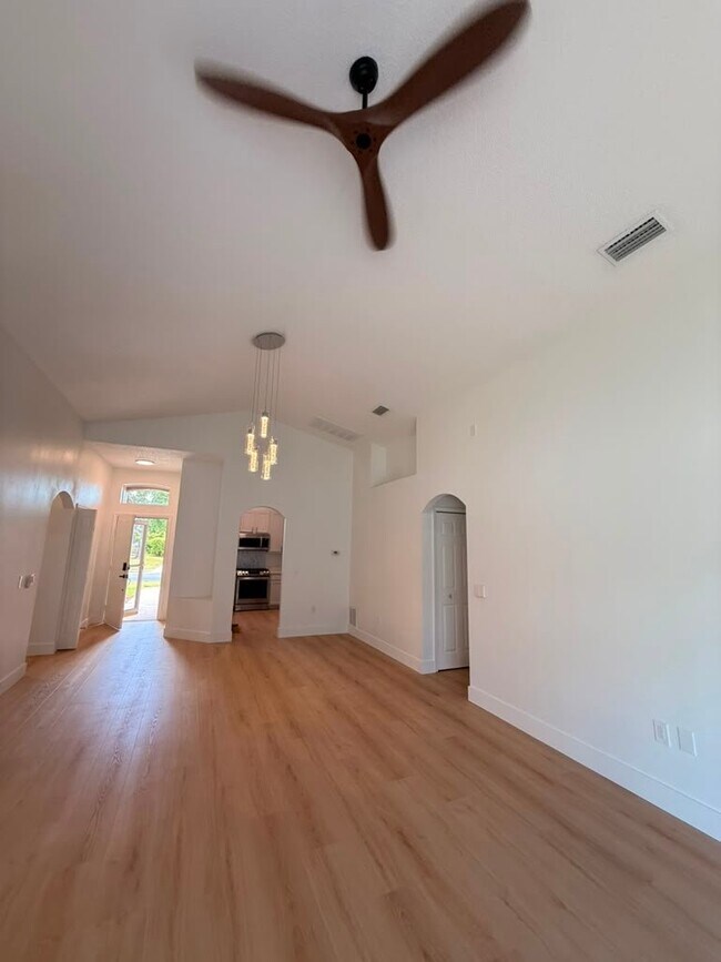 Foto del edificio - 10535 Peppergrass Ct