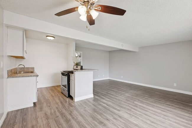 Interior Photo - Glen Forest Apartments