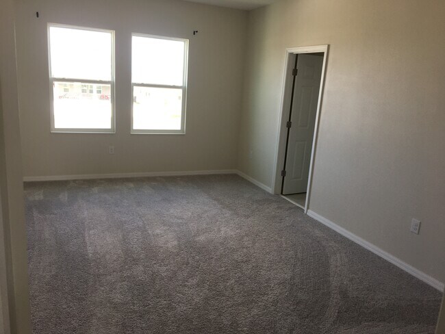 Foto del edificio - 2510 Sanderling St