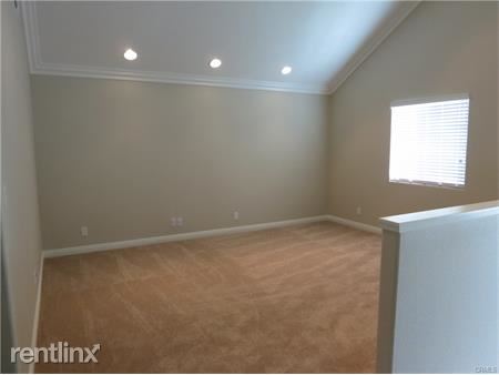 Building Photo - 14452 Majorca Ave