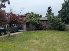 Building Photo - 45086 Stevenson Rd