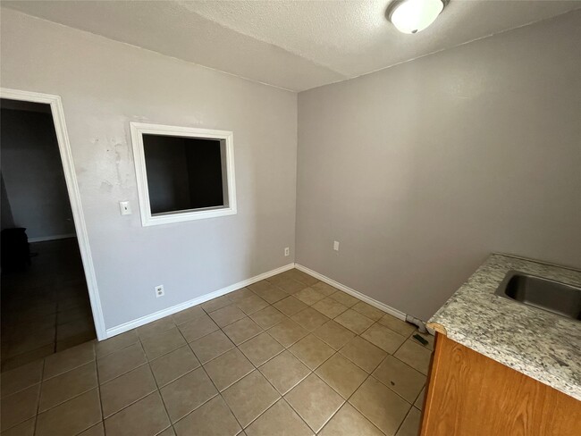 Building Photo - 6429 FM 2218 Rd