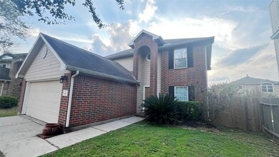 Building Photo - 11015 Shumard Oak Ct