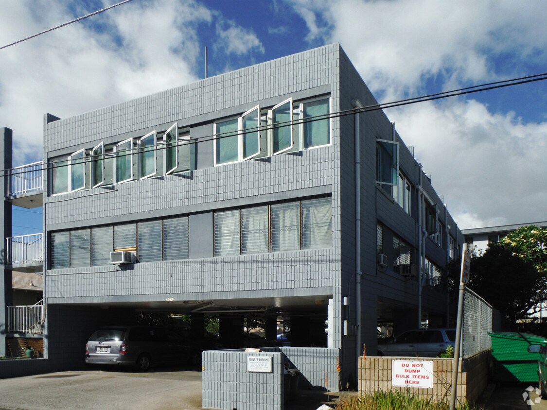 Foto del edificio - 2618 Maunawai Pl