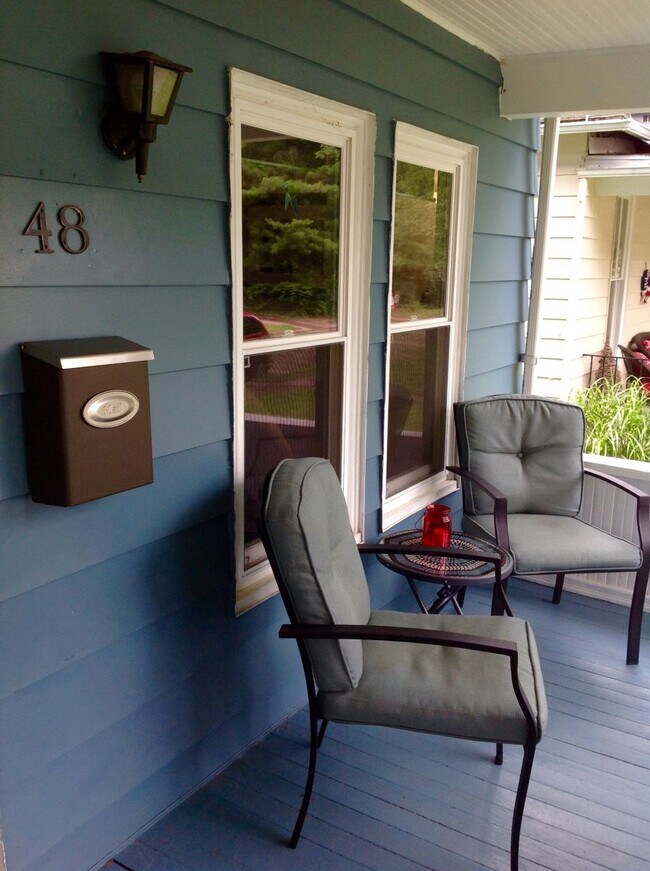 Building Photo - 48 Hudson Ave