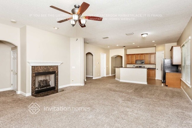Building Photo - 133 W Village Dr