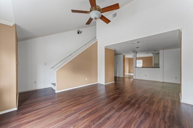Building Photo - 2933 W Dallas St