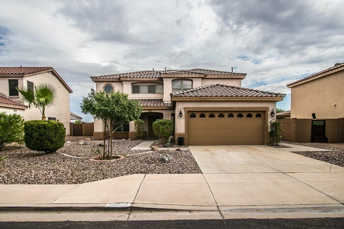 Primary Photo - Huge Mesa House