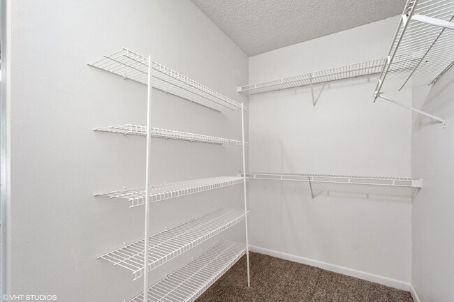 Interior Photo - Forest Pointe